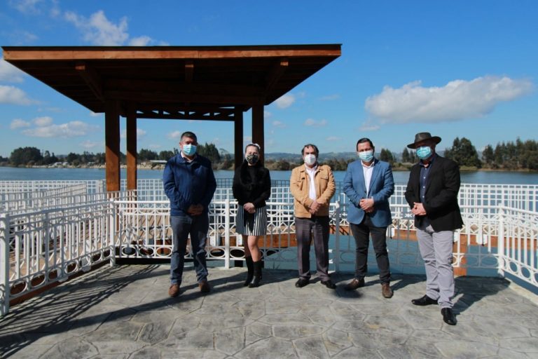 En Carahue inauguran mirador perteneciente a la “Red de Infraestructura de Interpretación Intercultural de la Naturaleza del Lafkenmapu”