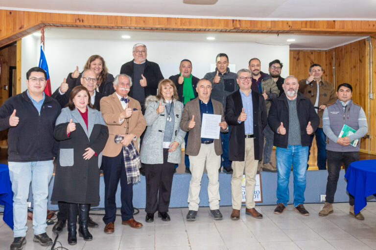 Teodoro Schmidt fue sede de la Firma de Constitución de La Mesa del Gas Araucanía