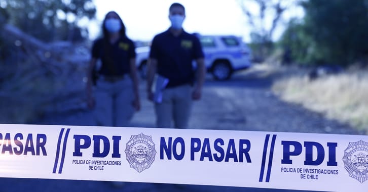 Hombre de 50 años muere tras riña en la vía pública en Puerto Saavedra